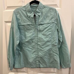 L.L Bean Women's Tropicwear vented button down Shirt Long-Sleeve size M EUC